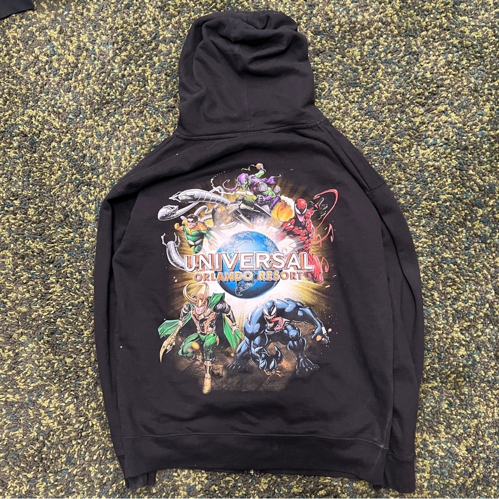 Universal Orlando Resort Marvel Hoodie (L)